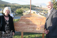 Shan Morgan gyda Rafael Williams, Maer Esquel