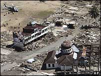 ارسال کمک در آچه