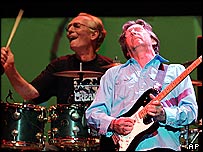 Ginger Baker a Eric Clapton (02/05/2005)