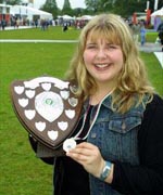 Lianne Owen o Fangor - cyntaf, Unawd i Ferched dan15