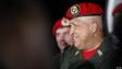 Chávez chega à Venezuela após viagem a Cuba, onde se submeteu a tratamento contra o câncer, em 2011