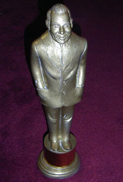 kermode_statue2.jpg
