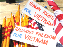 Biểu tình đòi tự do dân chủ cho VN