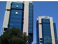 Нови и модерни објекти во Тирана