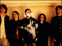 iLiKETRAiNS
