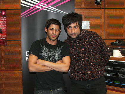 LH1 kicking back with Bobby