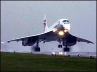 Concorde comes in to land