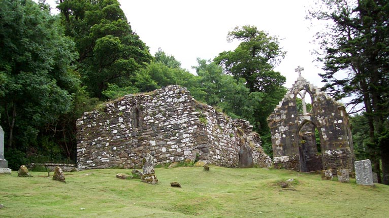 Cladh ann an Ratharsaigh san Eilean Sgitheanach