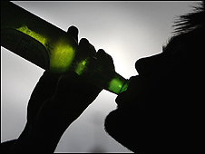 कहते हैं कि शराब आदमी को खा जाती है