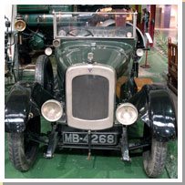 Photograph of Galloway 10.5 horsepower car.