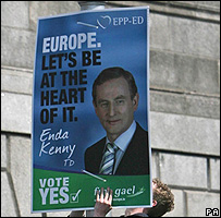 Fine Gael Yes campaign poster