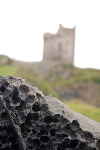 after escaping temporarily from the creel of life and crawling up the honeycomb rocks, it was reassuring to see that Gylen Castle was still there in the distance.....Not everything has been taken away then!