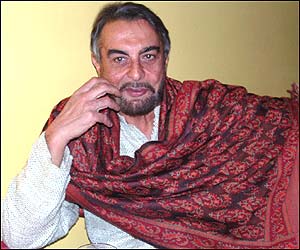 कबीर बेदी बातचीत करने ख़ासी दिलचस्पी लेते हैं