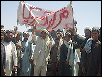 تظاهرات در شیندند