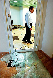 Ambassador Esala Weerakoon in the embassy after the attack (photo: Lankaenews)
