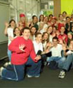 Cyflwyniad Ysgol Glantaf Caerdydd, Plas Mawr, Y Tyllgoed ac Ysgol Y Fro Bari yn y Seremoni Agoriadol