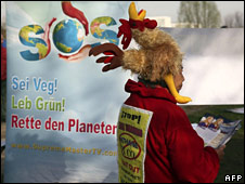 Campaigner_in_chicken_suit