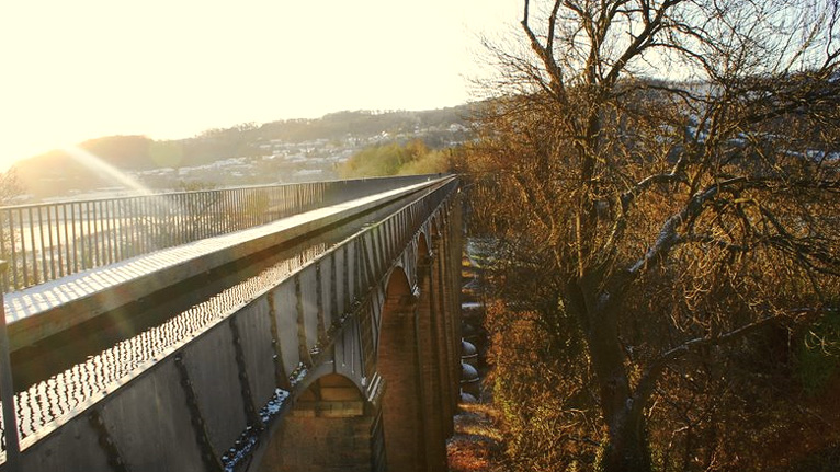 Dee valley Pontcysyllte Aqueduct 
