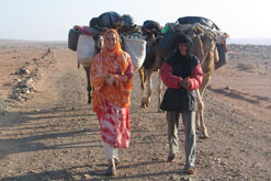 Paula Constant and Saharawi guide (copyright: Paula Constant)