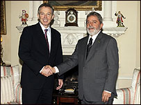 Brezilya Başkanı Luiz İnacio Lula da Silva ile İngiltere Başbakanı Tony Blair 